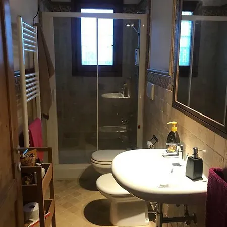 Casa Leonardo شقة لامبوريتشو